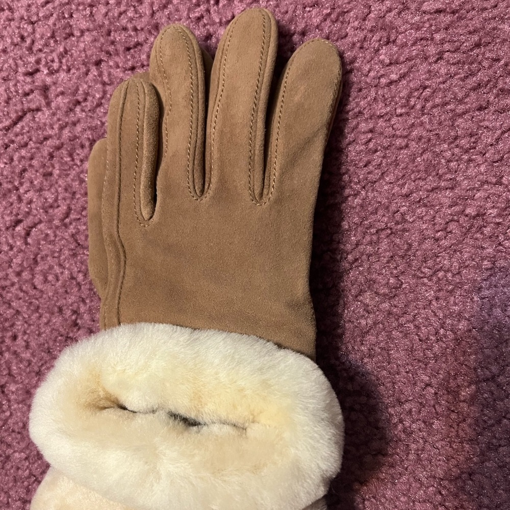 UGG Suede Tech Gloves